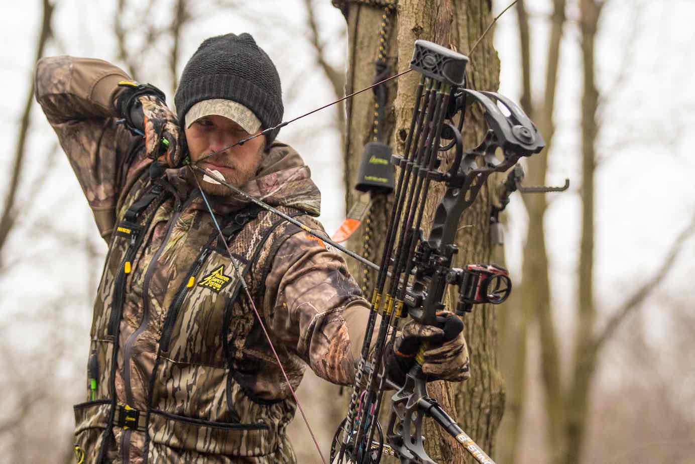 Pro-Series Mossy Oak - Hunter Safety System